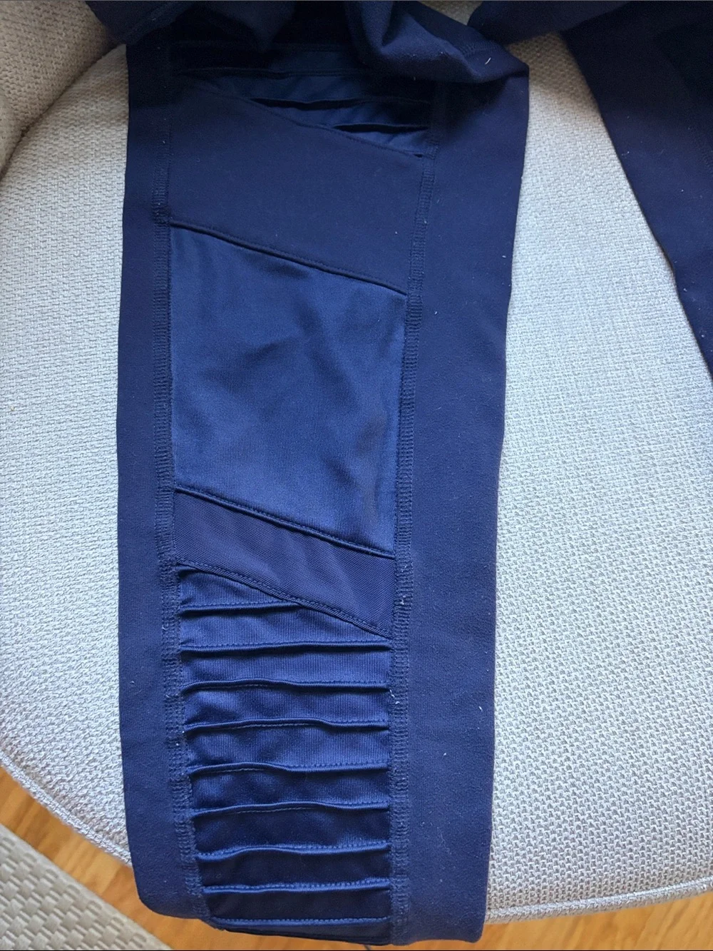 ALO Yoga Navy Blue Ribbed-Panel Leggings